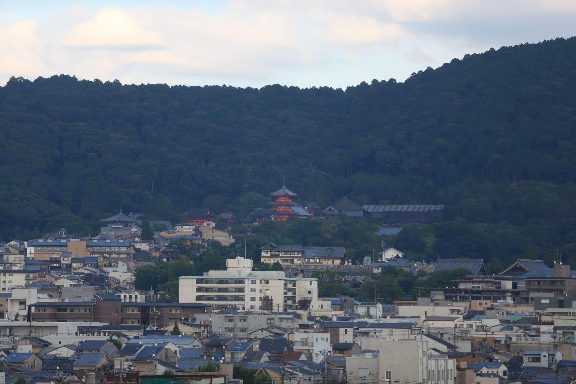 Готель Urbain Kyoto Kawaramachidori Екстер'єр фото